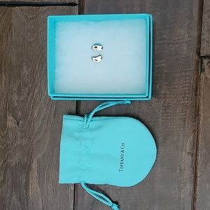 Tiffany Bean (Elsa Paretti) sterling silver 9mm earrings, brand new